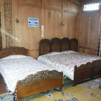 Maharaja Garden Houseboat, Srinagar 2